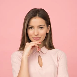 portrait image of client Nicole T.